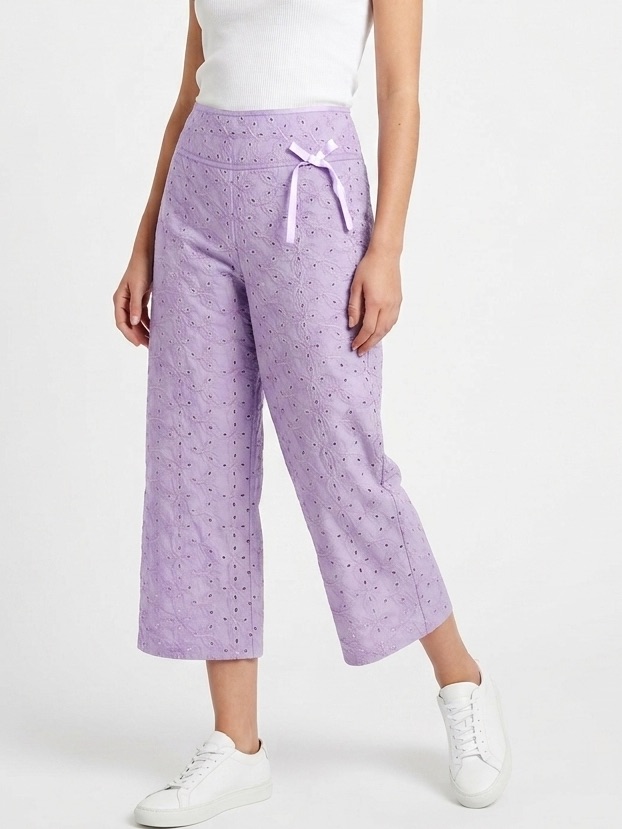 Bamboo Traders Lavender Purple Eyelet Cropped Capri Pants W Ribbon & Bow